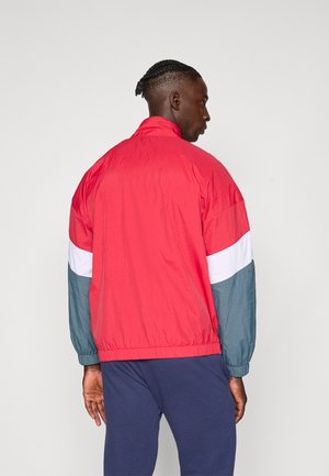 PRE MATCH RETRO JACKET MONACO - Klubbkläder - tango red