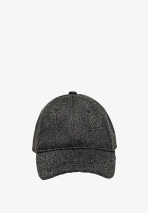 Casquette de baseball en laine gris foncé avec une couronne arrondie, visière cousue et trous de ventilation. Texture lisse avec des variations de couleur subtiles.