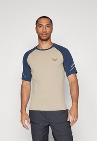 Dynafit ALPINE PRO TEE - T-Shirt sport - rock khaki