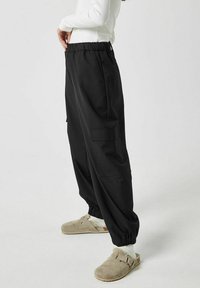 Minimum KATES - Cargohose - black