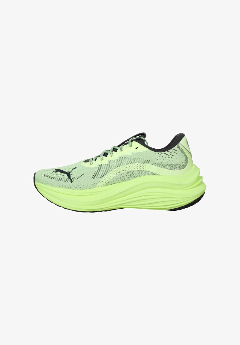 Puma MAGMAX NITRO - Laufschuh Straße - fizzy apple galactic gray
