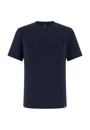 Jednoduché tmavě námořnické modré tričko s krátkými rukávy a kulatým výstřihem se malou značkovou nášivkou na spodním lemu na bílém pozadí.