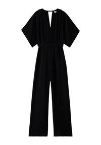 Une combinaison noire avec un décolleté en V profond, de larges manches kimono et une ceinture assortie. Présente un dos à trou de serrure et un design ample et fluide.