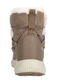 Brun vandafvisende boot med faux fur kant, ribbet gummisål og justerbar snorelukning. Glat, mat finish på det øverste materiale.
