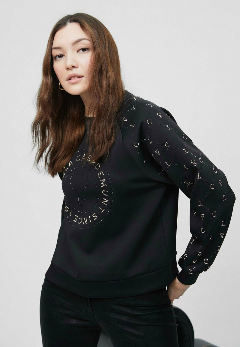 Zalando Sudadera Lola Casademunt SUDADERA BOXY LOGO RELAXED FIT
