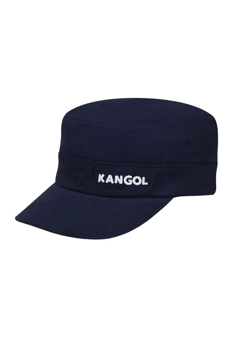 Gorra Kangol azul marino con la parte superior plana, visera ancha y logotipo bordado en la parte delantera. Fabricada en tela duradera, cuenta con ojales de ventilación.