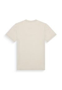 Camiseta de algodón beige con cuello redondo y mangas cortas. Presenta un sutil logo en la parte posterior, textura suave y un corte regular.