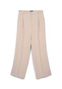 Pantalons larges beiges avec une texture lisse et des plis à l'avant. Comprend des accents en métal argenté au niveau de la taille.