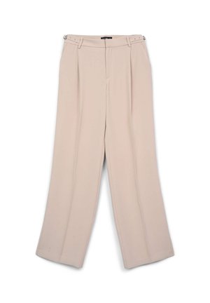 Pantaloni beige a gamba larga con una texture liscia e pieghe frontali. Presentano dettagli in metallo argentato sulla vita.