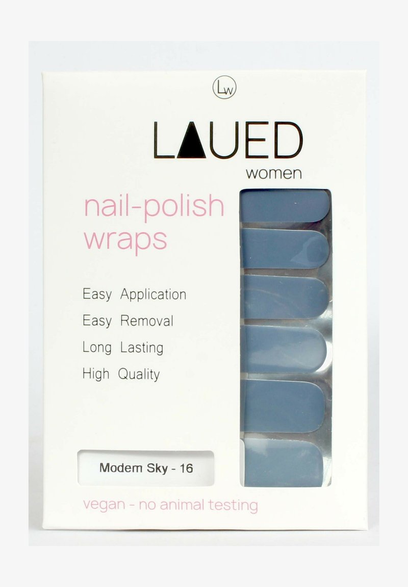 Frappes à ongles de couleur bleu clair, avec une texture lisse et brillante. Emballé dans une boîte blanche avec un texte rose et noir. Produit végan.