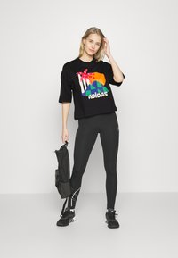 adidas Performance FARM TEE - T-shirt con stampa - black