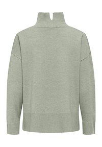 Suéter de pulóver verde claro con cuello alto, cuello y puños acanalados, y un corte relajado. La vista trasera muestra un diseño y textura minimalistas.