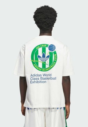 BASKETBALL CREST TEE - T-Shirt print - off white/green