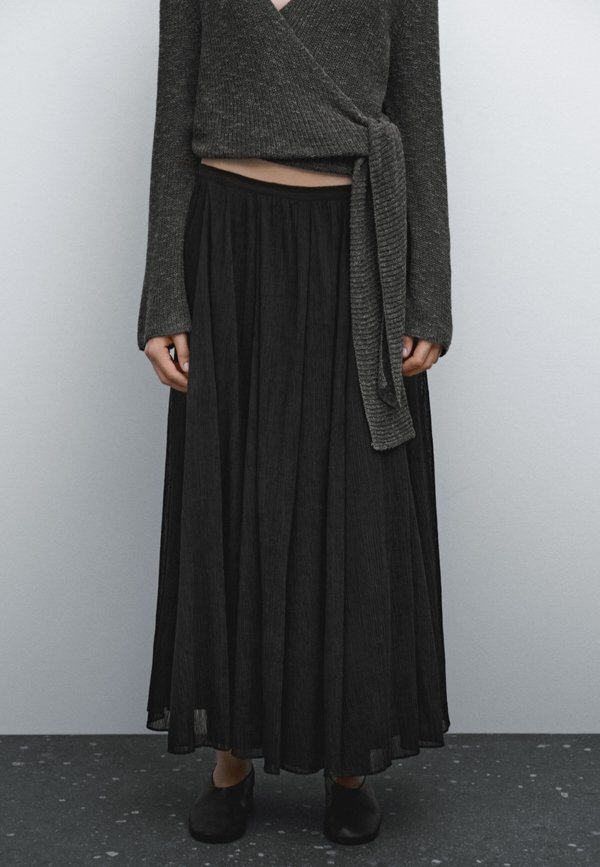 VOLUMINOUS MIDI - A-line skirt