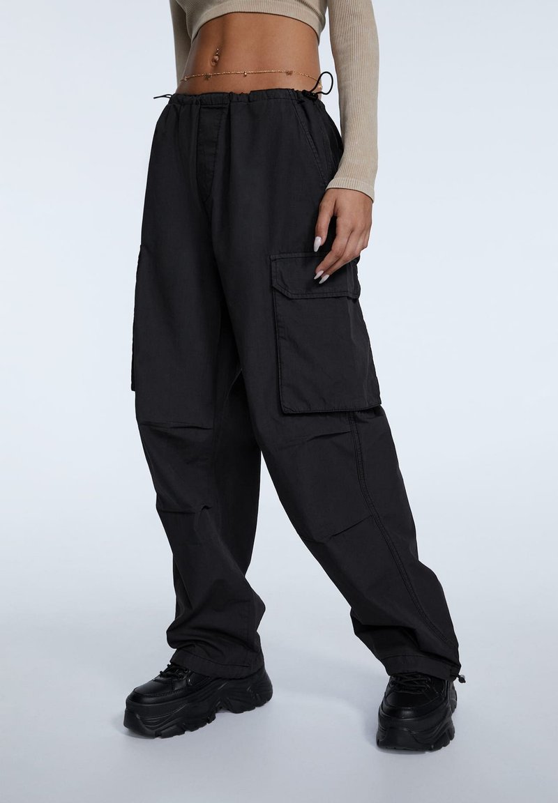 stradivarius parachute trousers