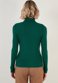 LELA REGULAR FIT - Pulover - benetton