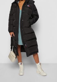 Tommy Jeans Dunkappa / -rock - black