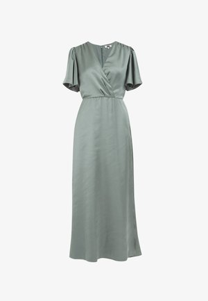 Lungo abito in satin verde salvia con maniche a palloncino corte, design avvolgente e una lucentezza sottile. Presenta una zip sul retro e una silhouette fluida.