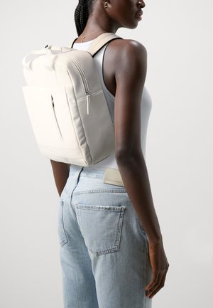 Even&Odd Mochila - off-white