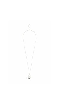 Zilveren ketting met een fijne schakel, voorzien van een ronde hanger in de vorm van elkaar overlappende bladeren. Gladde textuur, minimalistisch ontwerp.