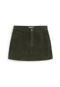 Mini kjol i olivgrönt manchestertyg med vertikal ribbad struktur, två fickor fram och knappstängning vid midjan.