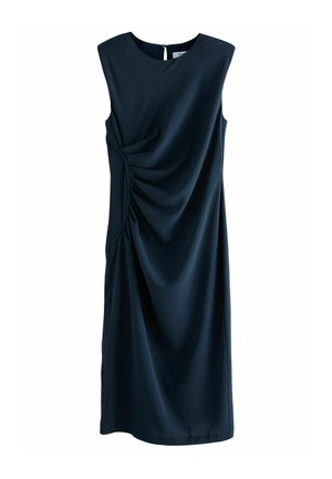 Abito senza maniche di colore blu navy realizzato in tessuto liscio, con dettagli arricciati su un lato e scollatura rotonda con apertura a chiave sul retro.