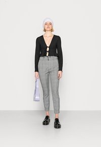 Gina Tricot COLETTE - Camisola de manga comprida - black