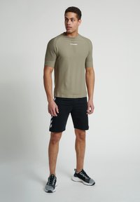 Hummel Kurze Sporthose - black