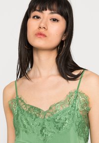 Soaked in Luxury CLARA SINGLET - Top - stone green