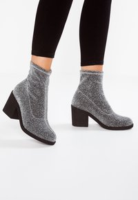 Even&Odd Bottines - silver-coloured