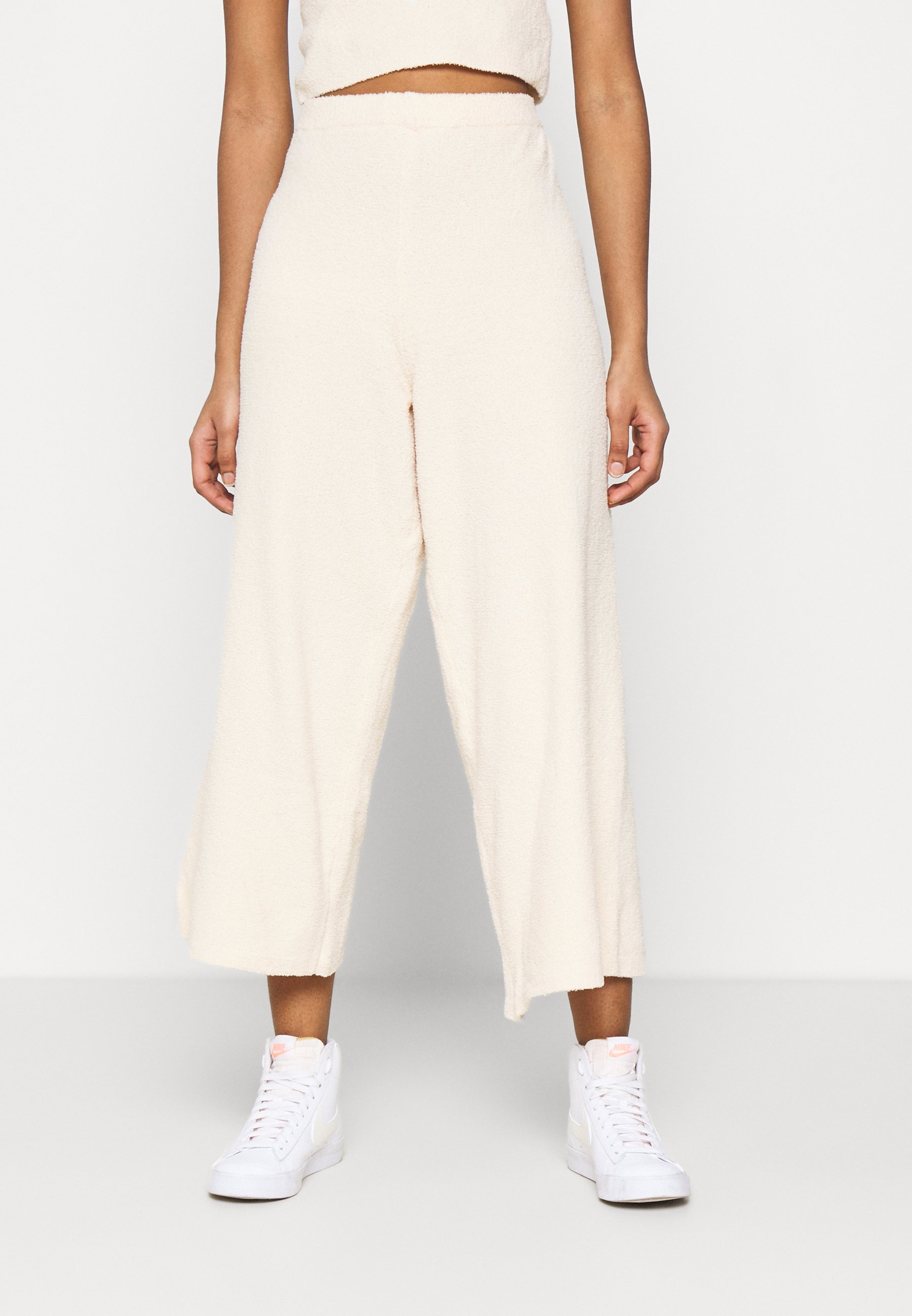 Monki calah trousers Clearance