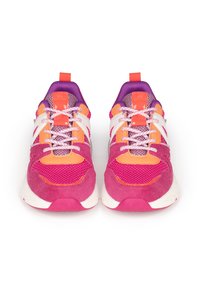Thumbnail Image 6