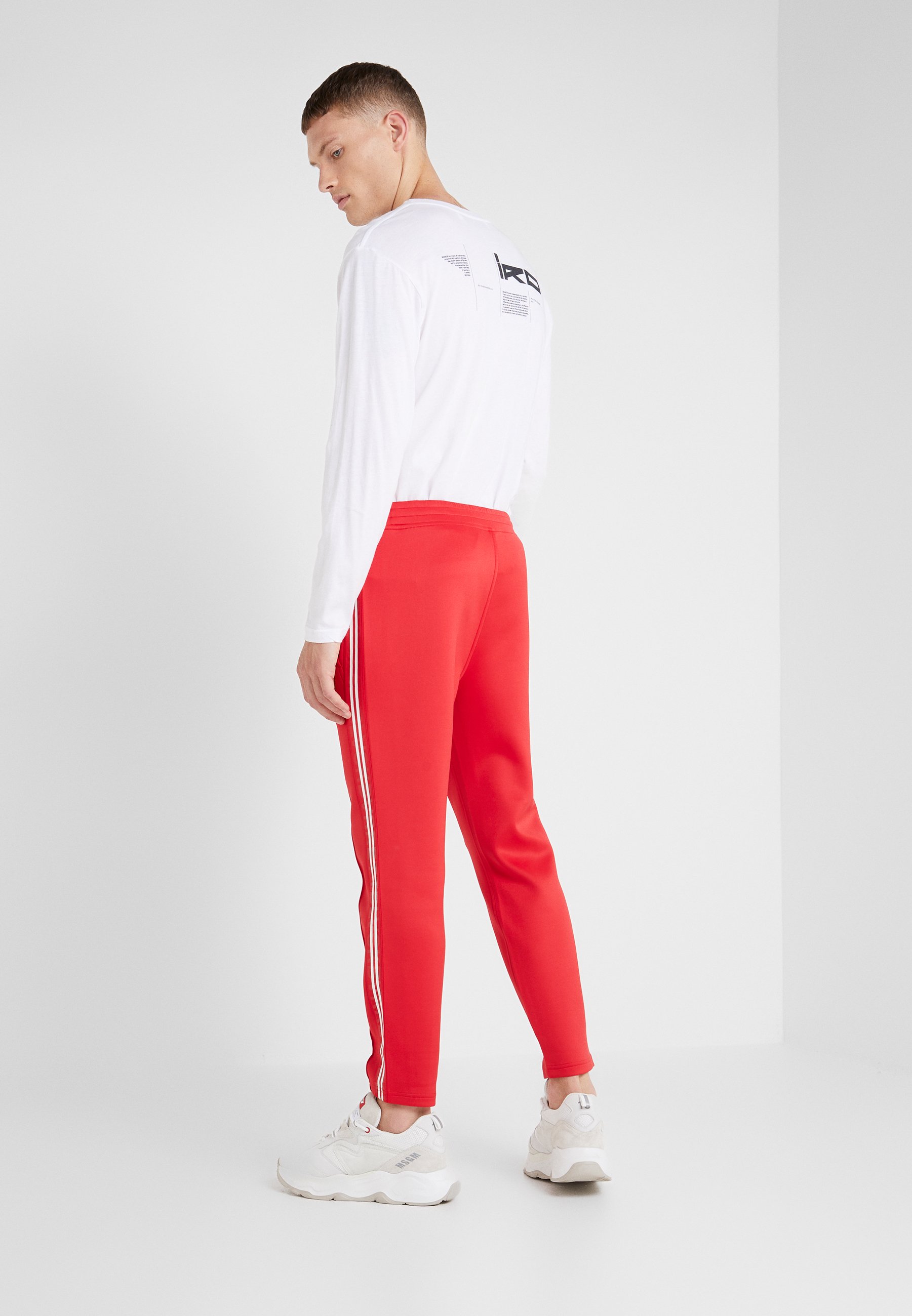 nike red tape tracksuit