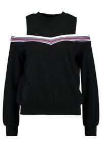 Svart långärmad topp med kallaxlar, ribbade muddarmar och nederkant, med en chevronrandig band i vitt, rött och blått över bröstet.