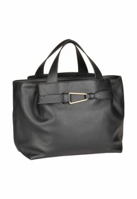 Zwarte leren tote bag met twee bovenhandvaten, voorzien van een textuur oppervlakte en een goudkleurig metalen accent op een riemdetail.