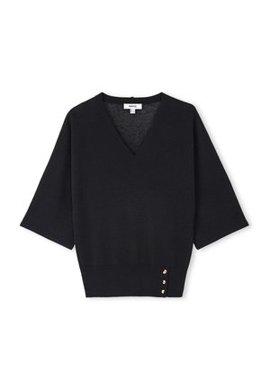 Zwarte V-hals trui van zacht materiaal, met korte mouwen en drie gouden knopenaccenten aan de linkerkant nabij de zoom.