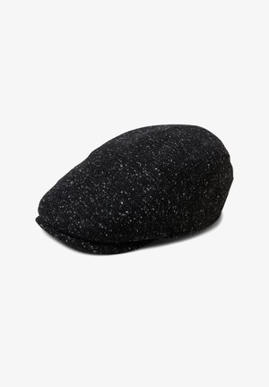 Casquette noire en tissu texturé avec un motif tacheté. Forme arrondie avec une visière plate, adaptée à un usage décontracté.