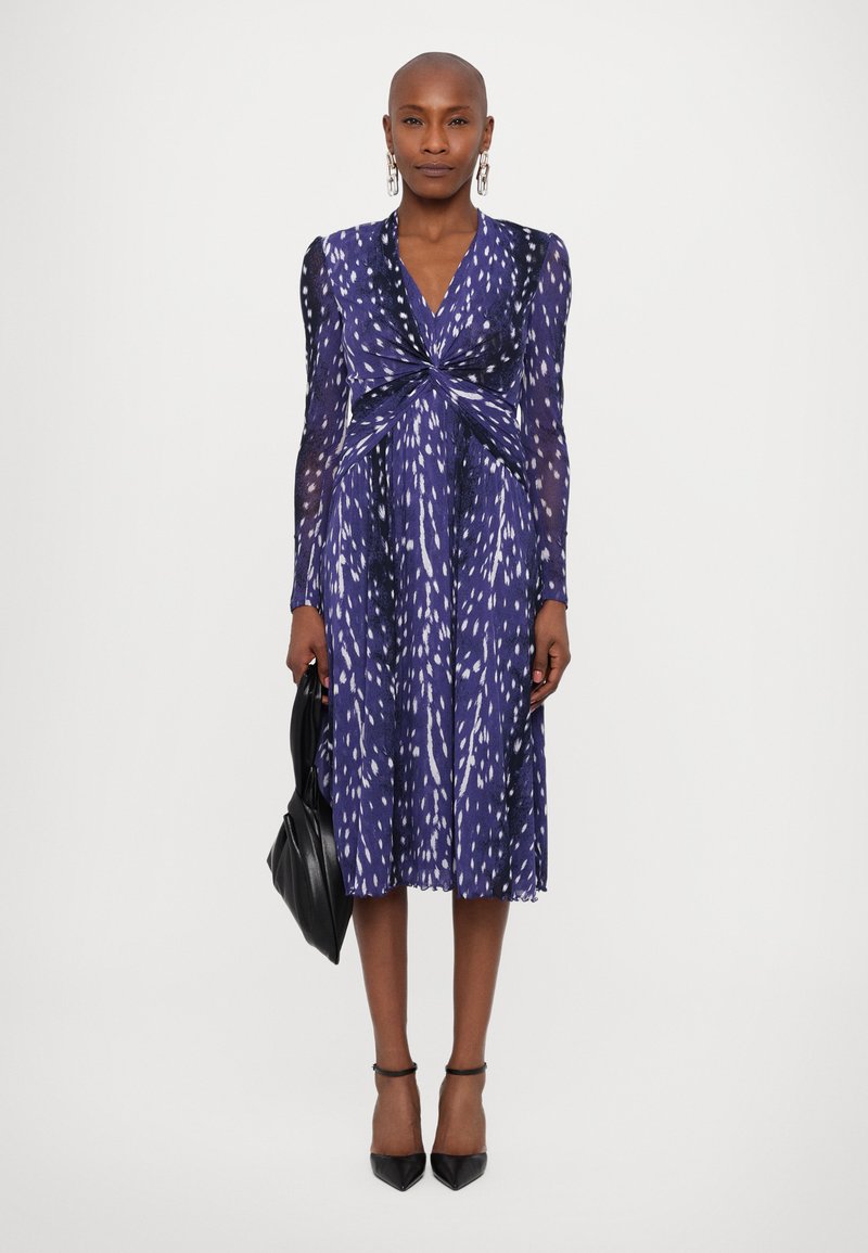 nilsa dress in brown & beige multi l academie ALMA BIT CHOC ASYM LINEN MIDI – DISSH Jamisen Strapless Glove Mini 36.0 Waist 3D Floral Appliqué Color:LT DENIM