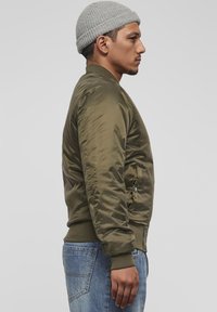 Urban Classics BASIC - Bomber-jakk - darkolive