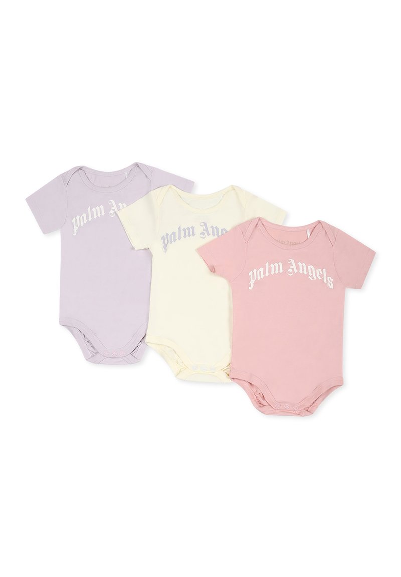 Trois bodies pour bébé à manches courtes en lavande, jaune et rose. Chacun porte le texte "Palm Angels" dans une police contrastante. Matière en coton douce.