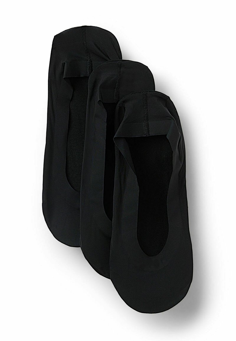 Bailarinas negras de tela suave, con punta redondeada, diseño bajo y bordes elásticos para un ajuste ceñido. Tres pares apilados.