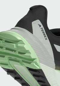 Adidas Terrex SOULSTRIDE - Fjellsko - green spark   silver   core black