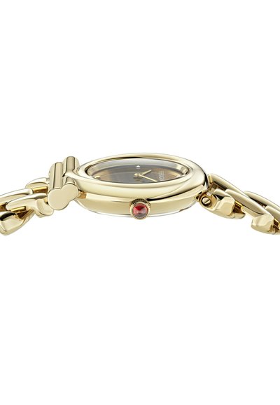 Orologio in metallo color oro con cassa rotonda, quadrante marrone scuro e dettaglio rosso sulla corona. Caratterizzato da un design con bracciale a maglie per una vestibilità sicura.