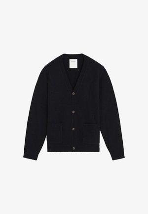 Dunkelblauer gestrickter Cardigan mit V-Ausschnitt, durchgehender Knopfleiste, zwei aufgesetzten Taschen sowie gerippten Bündchen und Saum. Weiche Textur.