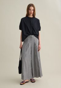 PIOMBO OVERSIZED - T-Shirt basic - black