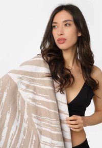 MAЯSIKØH PALMA - Beach towel - beige
