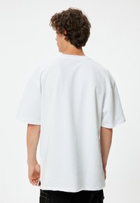 Koton T-shirts basic - white