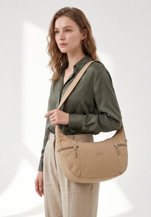 Gian Marco Venturi, GIAN MARCO VENTURI SHOULDER BAG - Schoudertas - almond brown