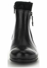 Schwarze Leder-Stiefelette mit Wildlederbesatz, runder Zehenform und seitlichem Reißverschluss. Glatte Textur mit minimalem Hardware-Zubehör. Flache Gummisohle.