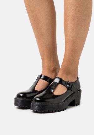 Madden Girl Zapatos de plataforma - black